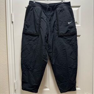 Nike Women’s High Rise Pants